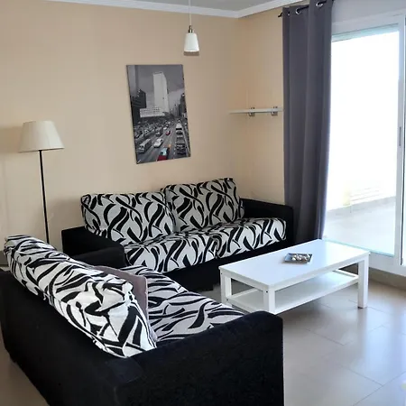 Brisas C8, Atico, 3 Dormitorios, Playa A 100m, By Bookindenia דירה דניה